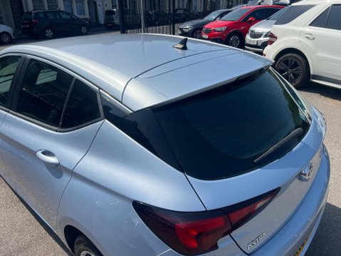 Vauxhall Astra 1.6 CDTi ecoFLEX Tech Line Euro 6 (s/s) 5dr 17