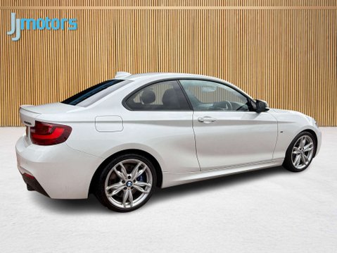 BMW 2 Series 3.0 M235i Coupe 2dr Petrol Auto Euro 6 (s/s) (326 ps) 10