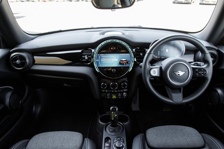 Mini Hatch COOPER S LEVEL 2