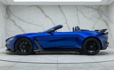 Aston Martin V12 Vantage ROADSTER 6
