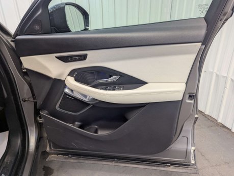 Jaguar E-Pace 2.0 E-PACE R-Dynamic HSE i AWD Auto 4WD 5dr 53