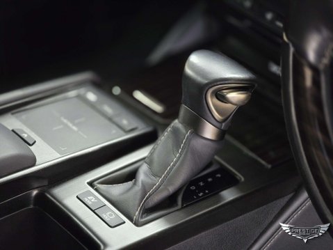 Lexus Es 2.5 300h Takumi E-CVT Euro 6 (s/s) 4dr 28