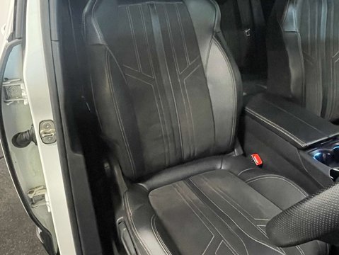 Peugeot 3008 1.5 3008 GT Blue HDi S/S 5dr 11