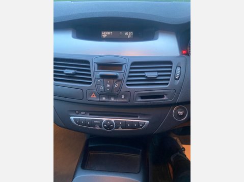 Renault Laguna DYNAMIQUE 16V 17