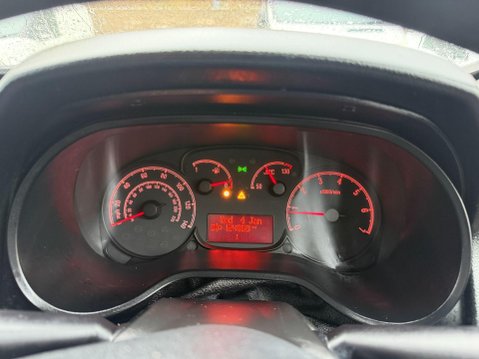Vauxhall Combo 1.3 CDTi 2000 ecoFLEX 16v Panel Van 3dr Diesel Manual FWD L1 H1 (126 g/km, 29