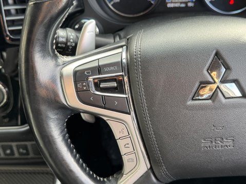 Mitsubishi Outlander 2.4h TwinMotor 13.8kWh 4h CVT 4WD Euro 6 (s/s) 5dr 19