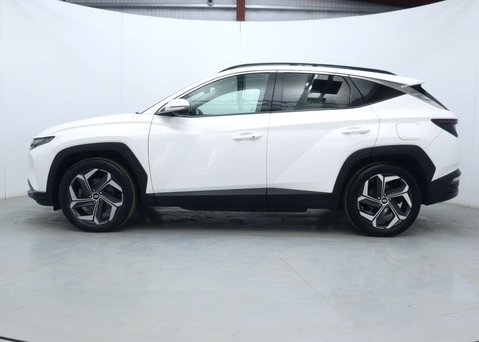 Hyundai TUCSON 1.6 h T-GDi 13.8kWh Ultimate SUV 5dr Petrol Plug-in Hybrid Auto 4WD Euro 6 9