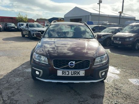 Volvo XC70 2.4 XC70 SE Luxury D5 AWD Auto 4WD 5dr 15