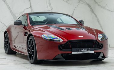 Aston Martin V12 Vantage s 9