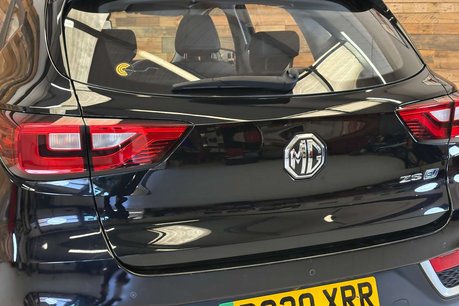 MG ZS 44.5kWh Exclusive SUV 5dr Electric Auto (143 ps) 76