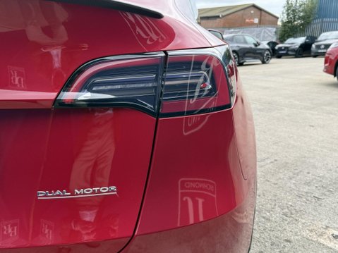 Tesla Model Y (Dual Motor) Performance SUV 5dr Electric Auto 4WDE (426 bhp) 19