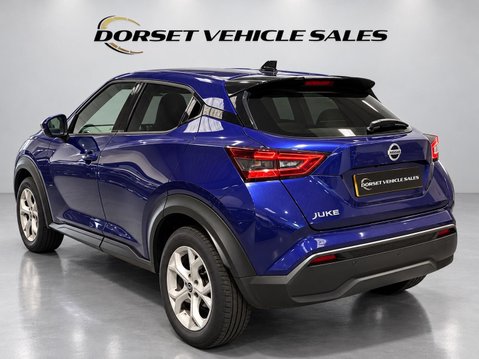 Nissan Juke 1.0 DIG-T N-Connecta Euro 6 (s/s) 5dr 5