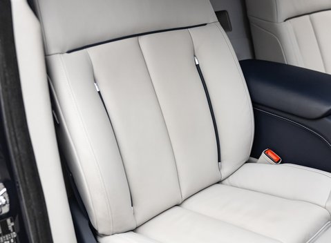 Rolls-Royce Phantom VIII EWB 19