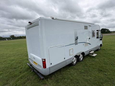 Niesmann and Bischoff Arto 74L 6 berth, large garage, tag axle, Niesmann Bischoff 6
