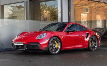 Porsche 911 Turbo S (992) Lightweight 2