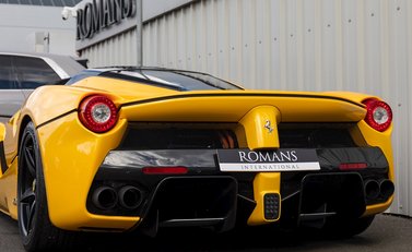 Ferrari LaFerrari Aperta 26