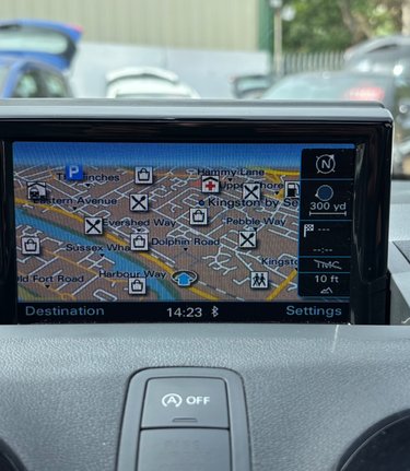 Audi A1 SPORTBACK TFSI BLACK EDITION..AUTOMATIC..HEATED LEATHER..E/SUNROOF.. 3