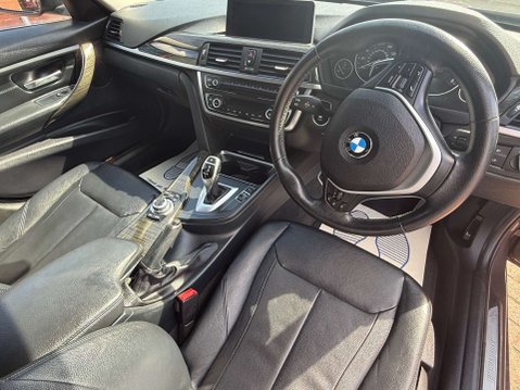 BMW 3 Series 2.0 320d Luxury Touring 5dr Diesel Auto Euro 5 (s/s) (184 ps) 42