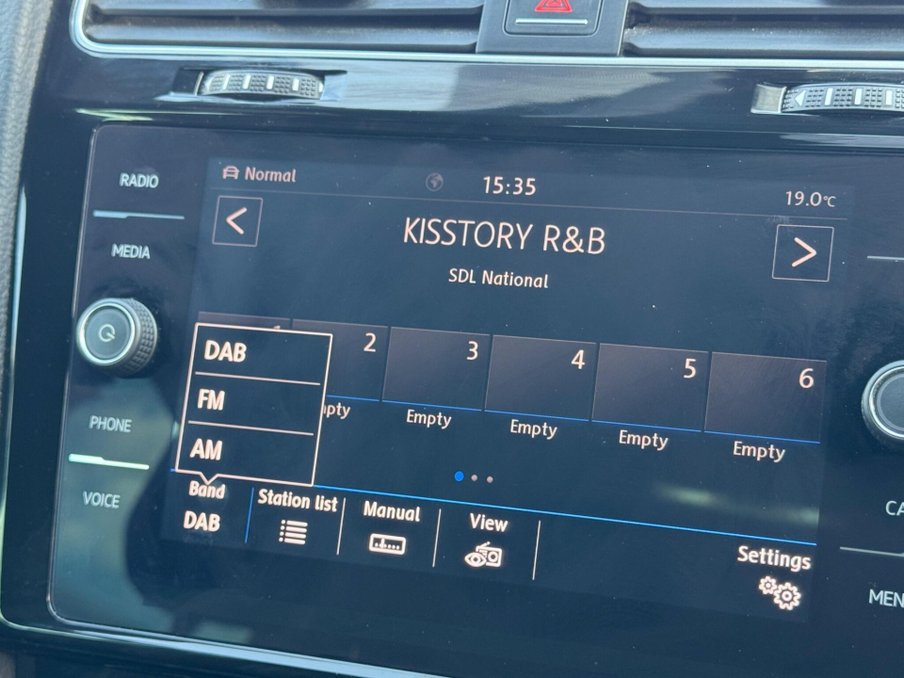2018 Volkswagen Golf — image 18