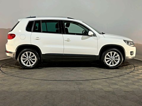 Volkswagen Tiguan SE TDI BLUEMOTION TECHNOLOGY 4MOTION DSG 5