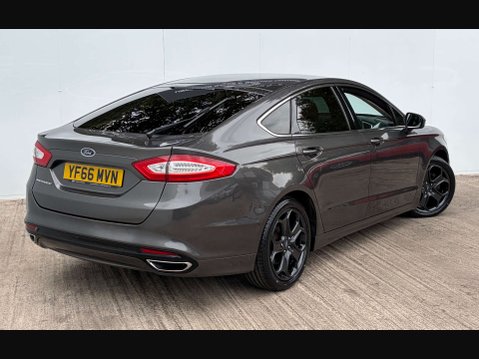 Ford Mondeo 2.0 Mondeo Titanium TDCi 5dr 27
