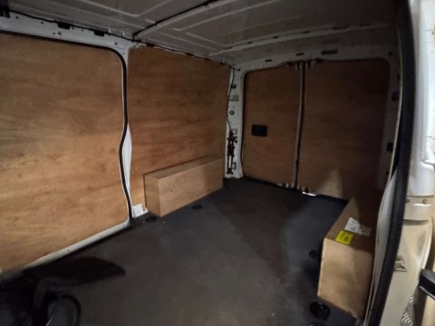 Mercedes-Benz Vito eVito 66 Progressive 11
