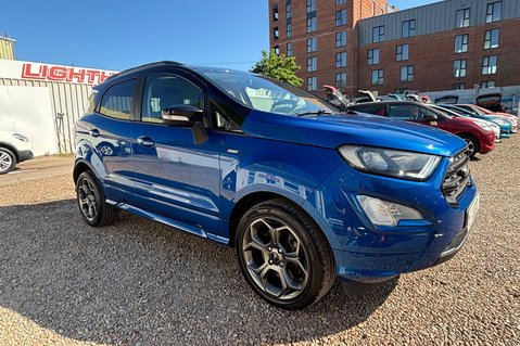 Ford Ecosport ST-LINE.. 5 SERVICES.. SAT NAV.. HALF LEATHER.. BLUETOOTH.. FORD SYNC..USB. 