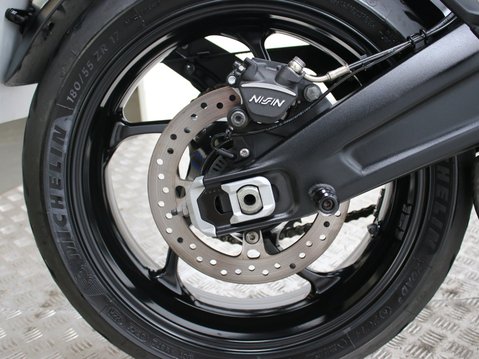 Triumph Trident TRIDENT 660 20
