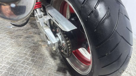 Suzuki GSX1400 2004 ONLY 15K OUTSTANDING CUSTOM CONDITION 1400CC MUSCLE BIKE 9