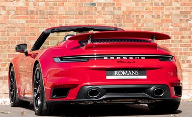 Porsche 911 Turbo S Cabriolet (992) 3