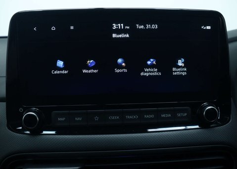 Hyundai KONA 1.6 h-GDi Ultimate SUV 5dr Petrol Hybrid DCT Euro 6 (s/s) (141 ps) 27