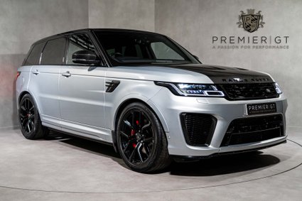 Land Rover Range Rover Sport SVR CARBON EDITION. DEPLOYABLE SIDE STEPS. MATRIX LEDs. CARBON FIBRE ENGINE BAY