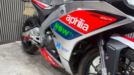 Aprilia RS RS4 2017 SPORTS BIKE 125CC PROJECT SPARES OR REPAIR 12