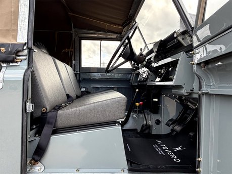 Land Rover Series II A 49