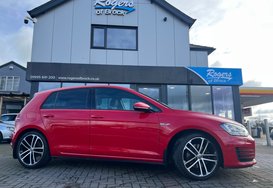 Volkswagen Golf 2.0 TDI BlueMotion Tech GTD 5 Door 2