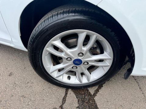 Ford Fiesta 1.25 Zetec Euro 5 3dr 13