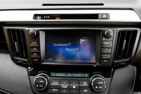Toyota Rav 4 VVT-I DESIGN 23