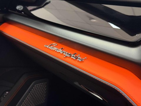 Lamborghini Urus 4.0 V8 BiTurbo 25.9kWh SE SUV 5dr Petrol Plug-in Hybrid Auto 4WD Euro 6 (80 83