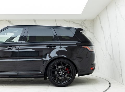 Land Rover Range Rover Sport 5.0 SVR Carbon Edition 35