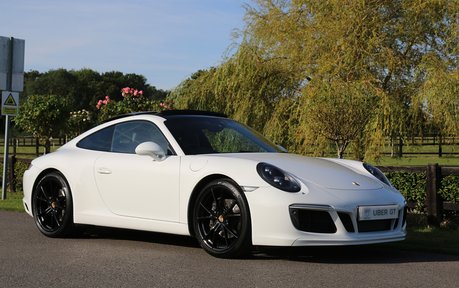 Porsche 911 Carrera PDK - Ultimate Specification 2