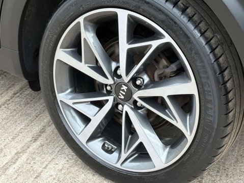 Kia Niro 1.6 Niro 4 HEV Semi-Auto 5dr 48