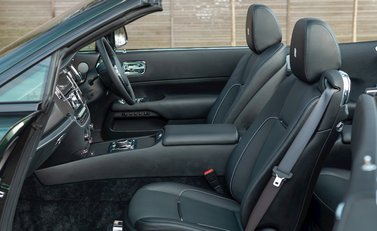 Rolls-Royce Dawn Black Badge 16