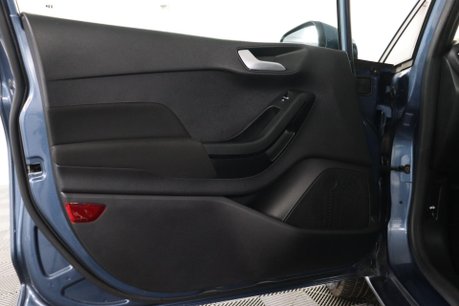 Ford Fiesta TREND 42