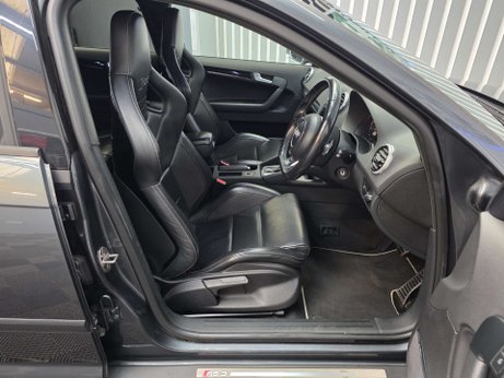 Audi RS3 2.5 TFSI Sportback 5dr Petrol S Tronic quattro Euro 5 (340 ps) 17