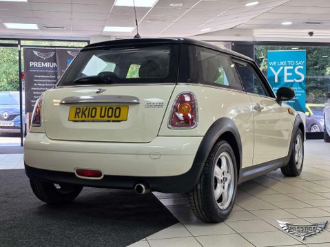 Mini Hatch 1.6 Cooper Steptronic Euro 4 3dr 76