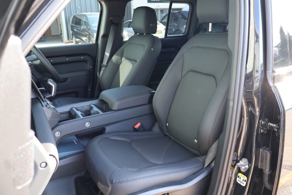 Land Rover Defender 110 BRAND NEW HARDTOP  250  TOP X-DYNAMIC SE REAR SEATS STYLED BY SEEKER  23