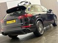Porsche Cayenne 3.0 TD V6 Platinum Edition TiptronicS 4WD Euro 6 (s/s) 5dr 23