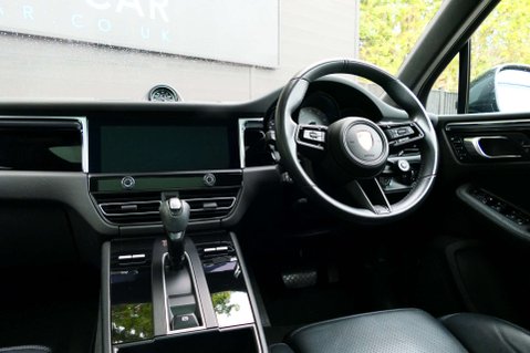 Porsche Macan 2.9 Macan S Semi-Auto 4WD 5dr 27