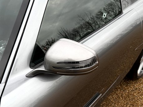 Mercedes-Benz SLS SLS AMG 33