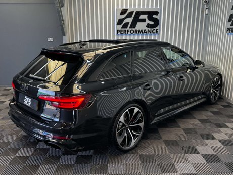 Audi RS4 2.9 TFSI V6 Estate 5dr Petrol Tiptronic quattro Euro 6 (s/s) (450 ps) 26